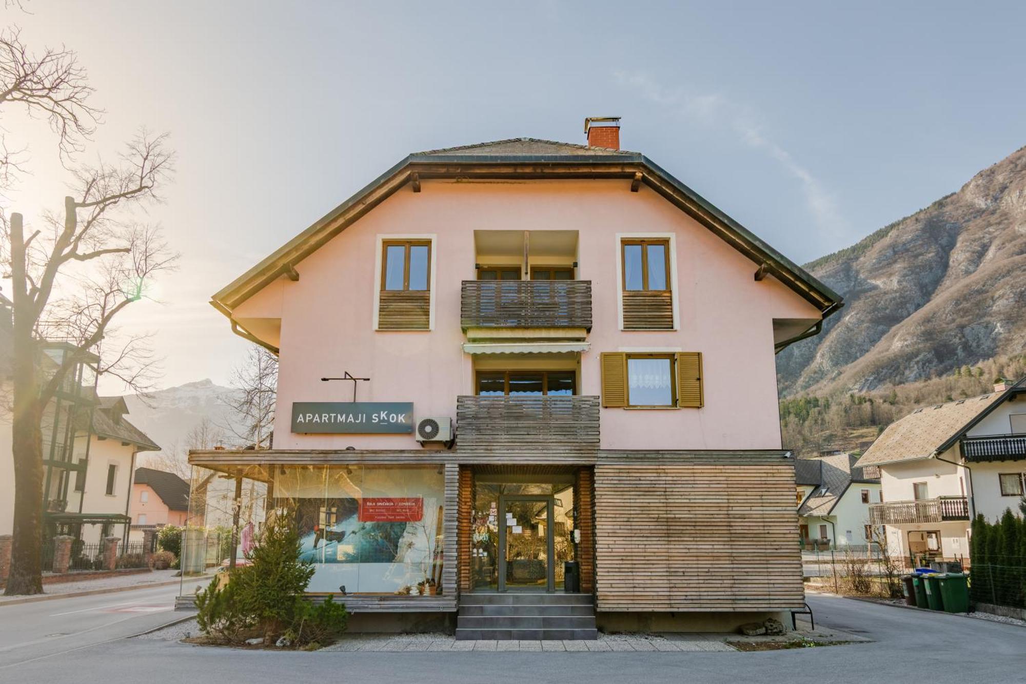 Apartments Skok With Rafting And Free Parking Bovec Eksteriør billede