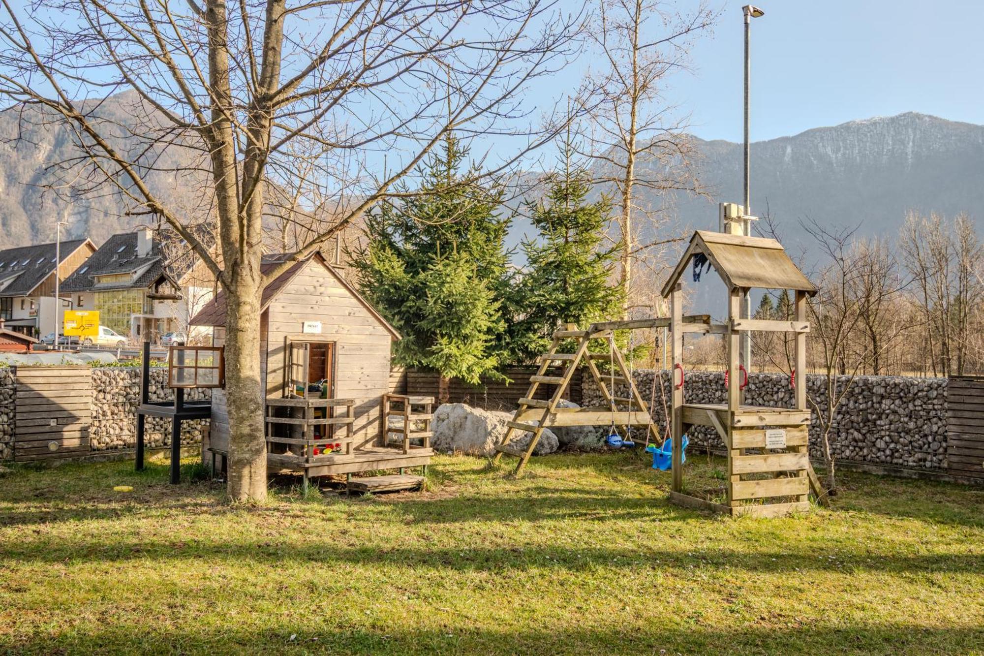 Apartments Skok With Rafting And Free Parking Bovec Eksteriør billede