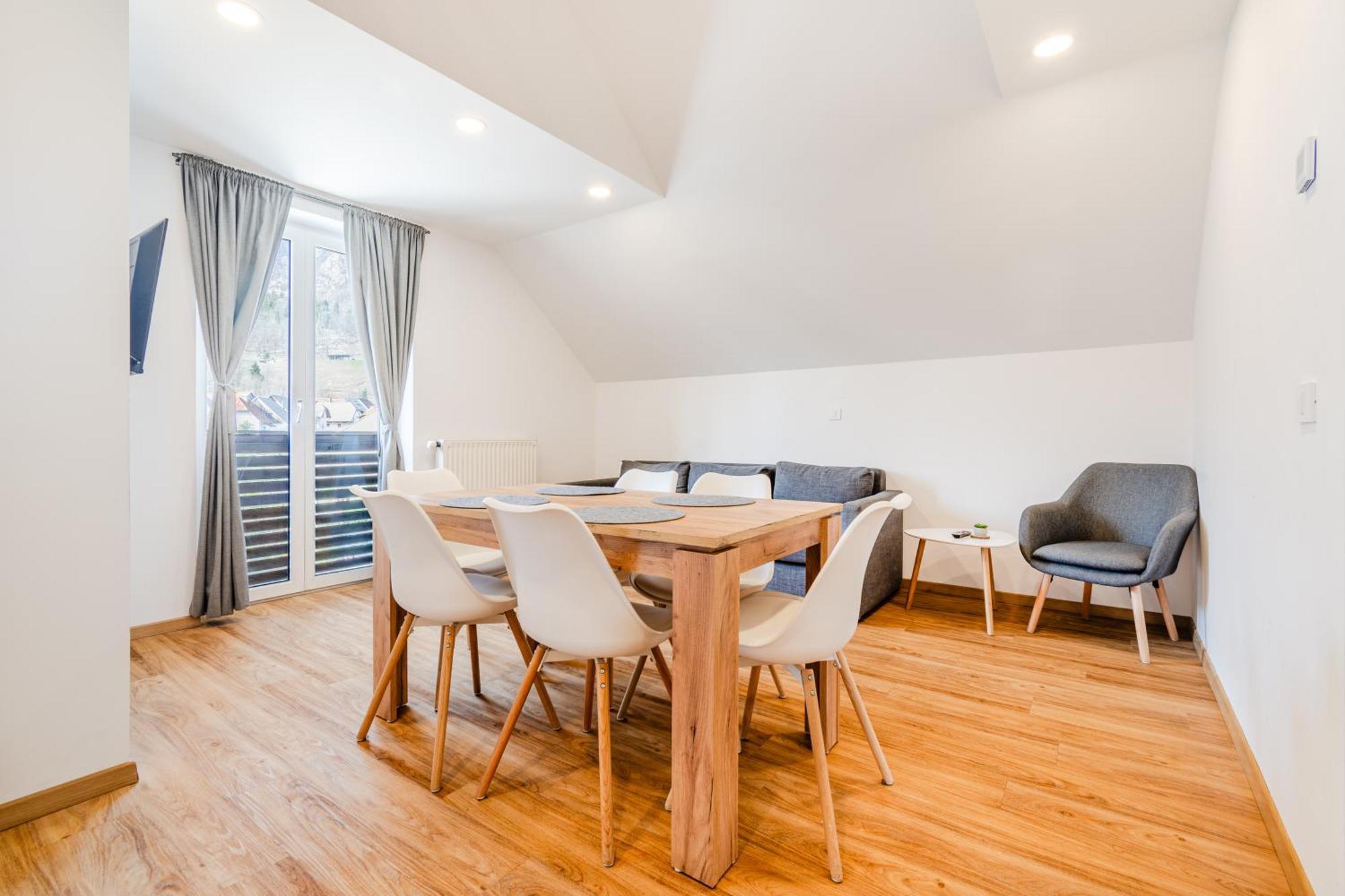 Apartments Skok With Rafting And Free Parking Bovec Eksteriør billede